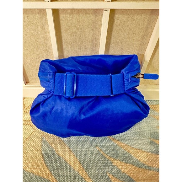 Lululemon Ventilated Packable Run Jacket Full Zip Hooded Blue Wms Sz 10 NEW - Picture 7 of 12